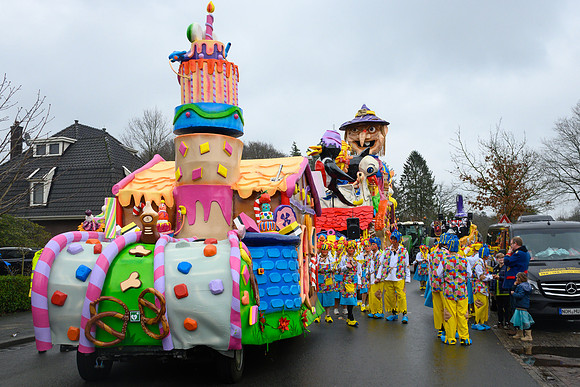 Vennemuskes Grote Twentse Carnavalsoptocht (1 van 117)