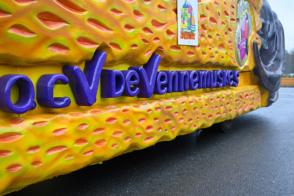Vennemuskes Grote Twentse Carnavalsoptocht (20 van 117)