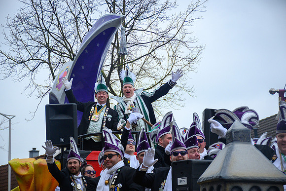 Vennemuskes Grote Twentse Carnavalsoptocht (39 van 117)