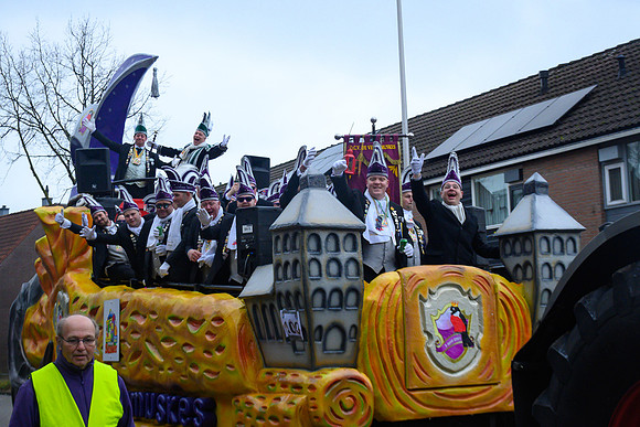 Vennemuskes Grote Twentse Carnavalsoptocht (40 van 117)