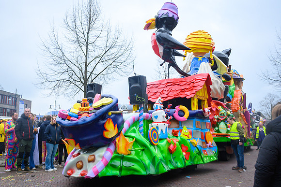 Vennemuskes Grote Twentse Carnavalsoptocht (78 van 117)