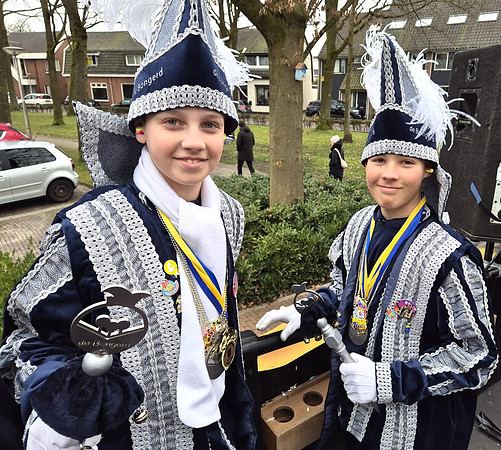 Hoogheden basisschool de Bongerd op de wagen